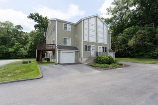 6 Knotts St 6, Hudson, MA 01749