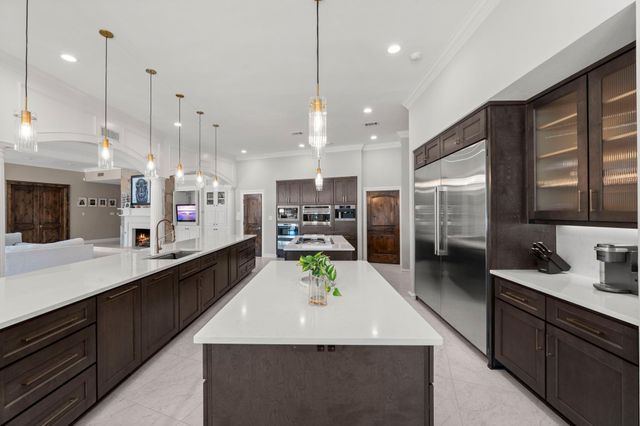 40 La Jolla Circle, Montgomery, TX 77356