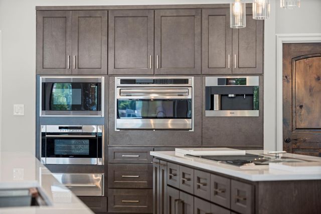 40 La Jolla Circle, Montgomery, TX 77356