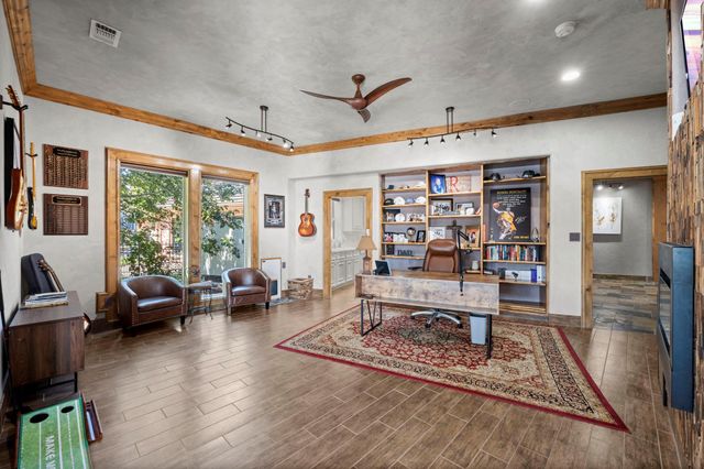 40 La Jolla Circle, Montgomery, TX 77356