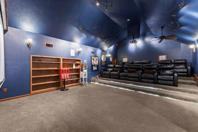 40 La Jolla Circle, Montgomery, TX 77356