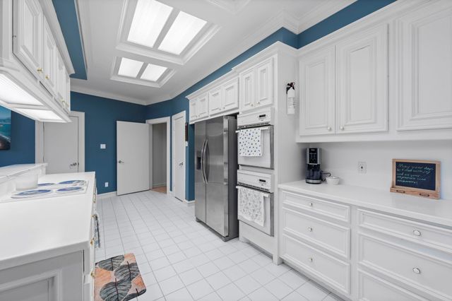 40 La Jolla Circle, Montgomery, TX 77356