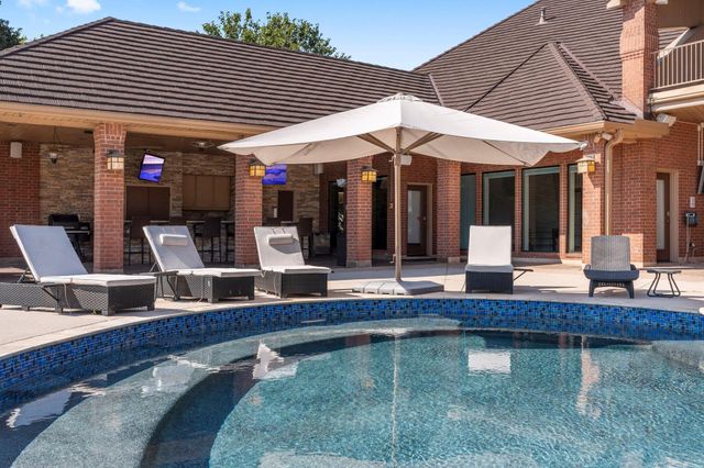 40 La Jolla Circle, Montgomery, TX 77356