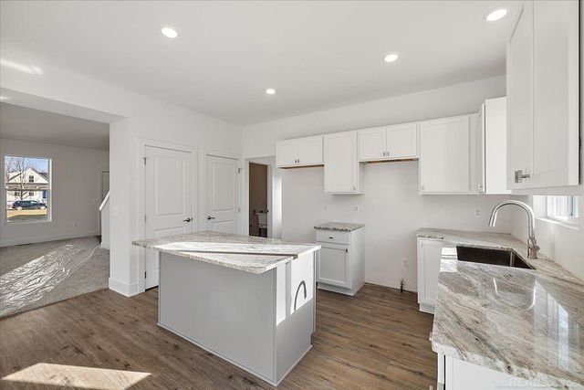 1720 W 12 Mile Road, Royal Oak, MI 48073