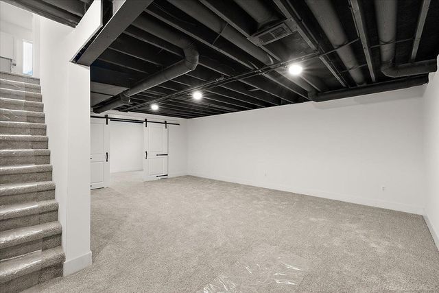 1720 W 12 Mile Road, Royal Oak, MI 48073