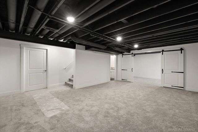 1720 W 12 Mile Road, Royal Oak, MI 48073