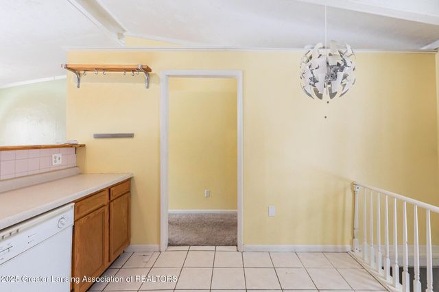 4304 Dumfries Circle, Lansing, MI 48911