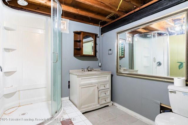 4304 Dumfries Circle, Lansing, MI 48911