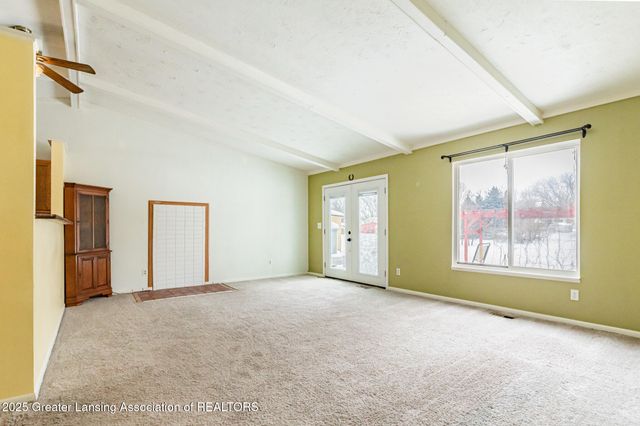 4304 Dumfries Circle, Lansing, MI 48911