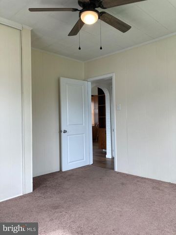 1607 LESLIE RD, Dundalk, MD 21222