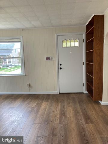 1607 LESLIE RD, Dundalk, MD 21222