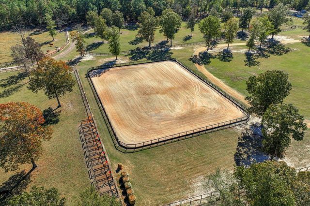 4886 Charleston Highway, Williston, SC 29853