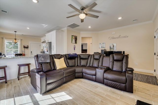 4886 Charleston Highway, Williston, SC 29853