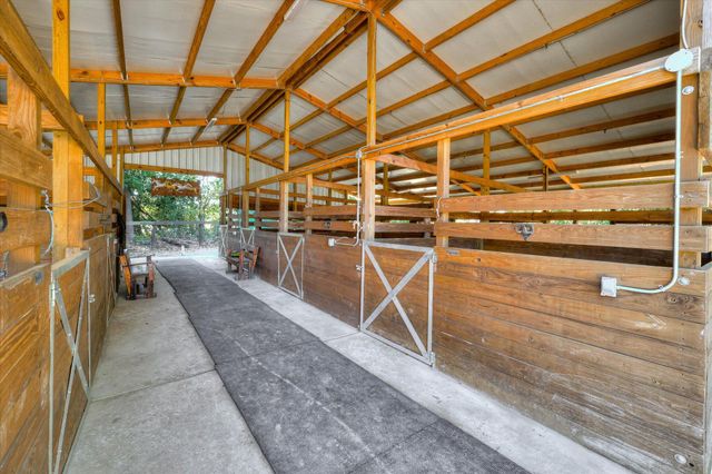 4886 Charleston Highway, Williston, SC 29853