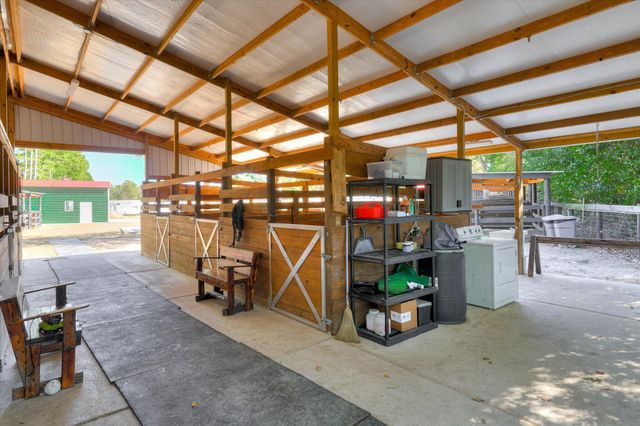 4886 Charleston Highway, Williston, SC 29853