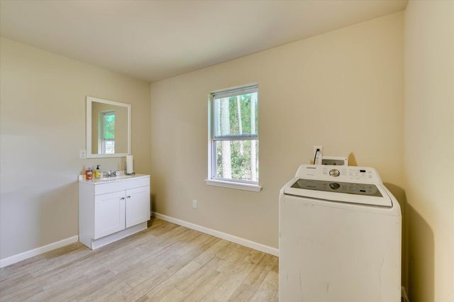 4886 Charleston Highway, Williston, SC 29853