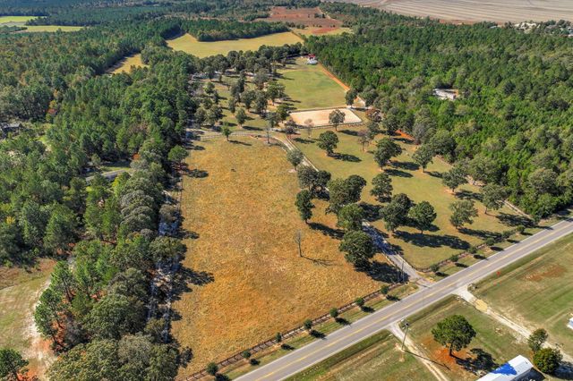 4886 Charleston Highway, Williston, SC 29853