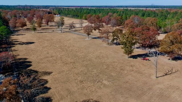 4886 Charleston Highway, Williston, SC 29853