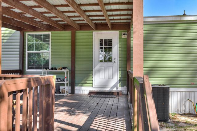 4886 Charleston Highway, Williston, SC 29853