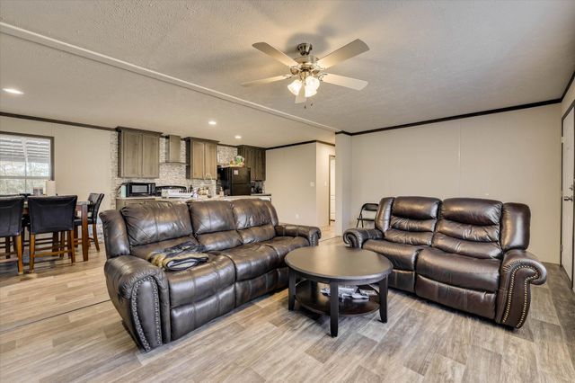 4886 Charleston Highway, Williston, SC 29853