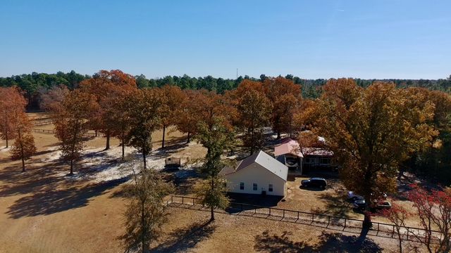 4886 Charleston Highway, Williston, SC 29853