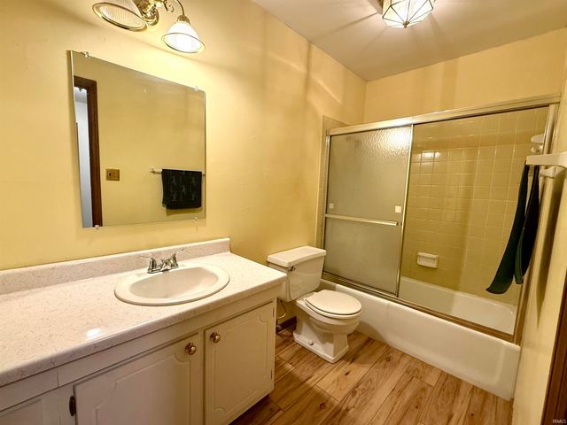 750 S Parkway Drive, Bloomington, IN 47403