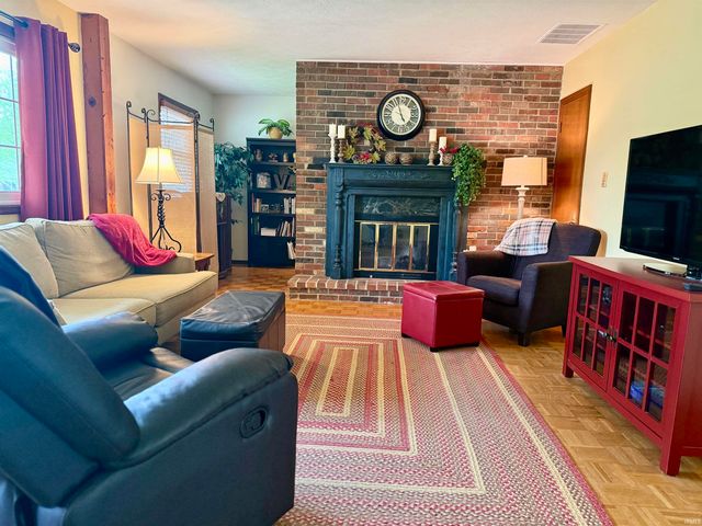 750 S Parkway Drive, Bloomington, IN 47403