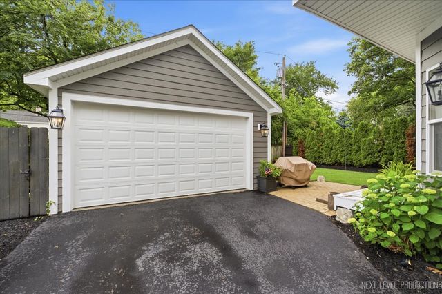 1415 S 4th Street, St. Charles, IL 60174
