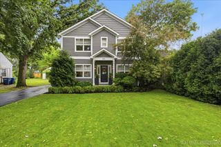 1415 S 4th Street, St. Charles, IL 60174