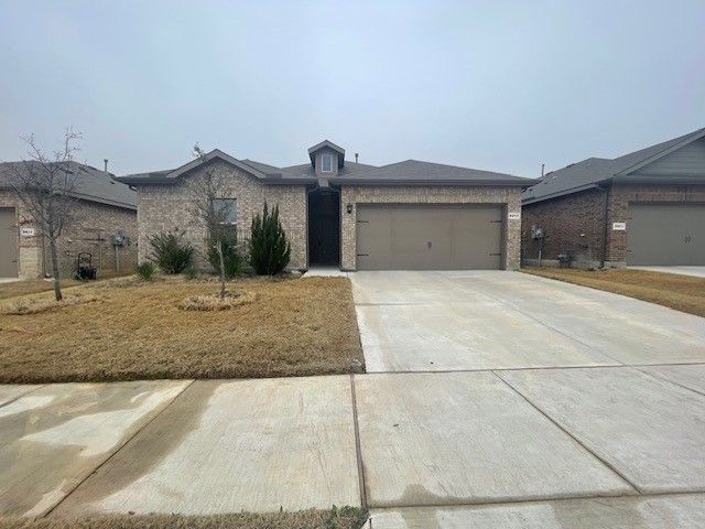 8917 Boulder Oak Boulevard, Fort Worth, TX 76131