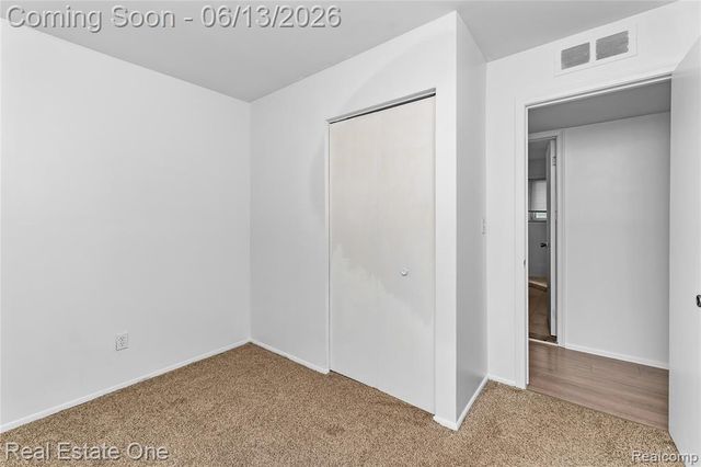 4718 Roosevelt Boulevard, Dearborn Heights, MI 48125