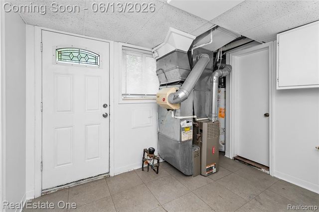 4718 Roosevelt Boulevard, Dearborn Heights, MI 48125