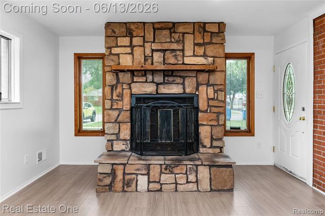 4718 Roosevelt Boulevard, Dearborn Heights, MI 48125