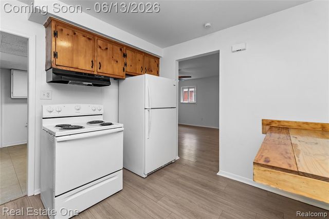 4718 Roosevelt Boulevard, Dearborn Heights, MI 48125