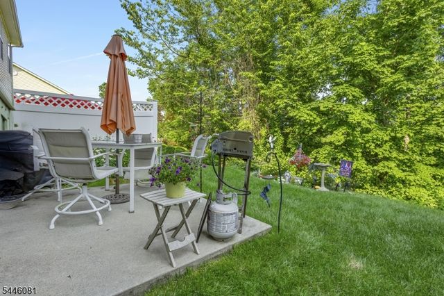 21 Stonehill Rd, Hardyston Twp., NJ 07419