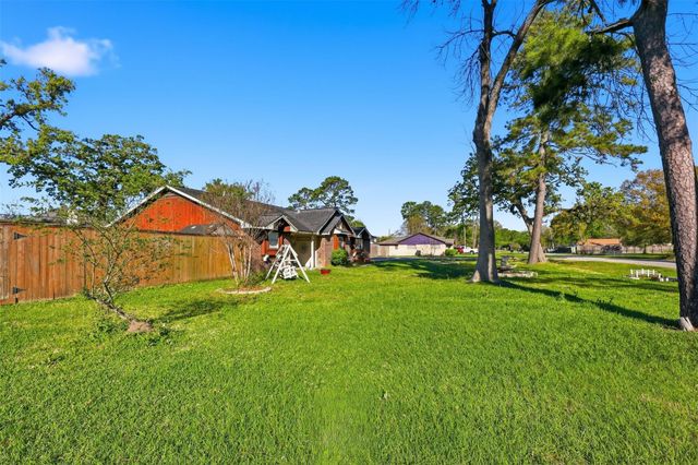 12411 Tall Forest Drive, Cypress, TX 77429