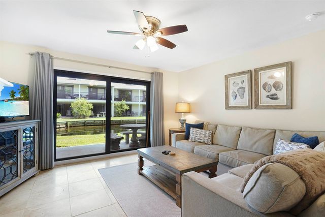 890 A1a Beach Blvd 8, St Augustine, FL 32080