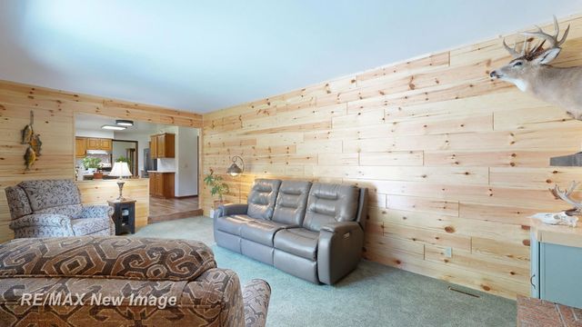 6180 W Freeland Road, Freeland, MI 48623