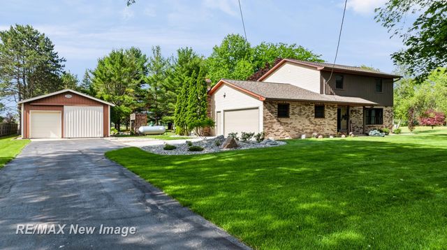 6180 W Freeland Road, Freeland, MI 48623
