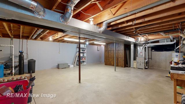 6180 W Freeland Road, Freeland, MI 48623