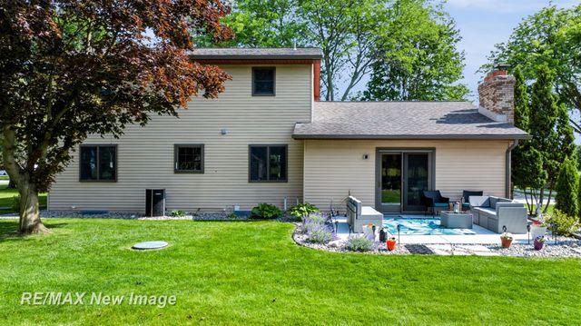 6180 W Freeland Road, Freeland, MI 48623