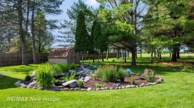 6180 W Freeland Road, Freeland, MI 48623