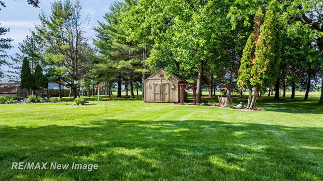 6180 W Freeland Road, Freeland, MI 48623