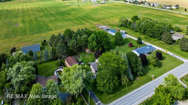 6180 W Freeland Road, Freeland, MI 48623