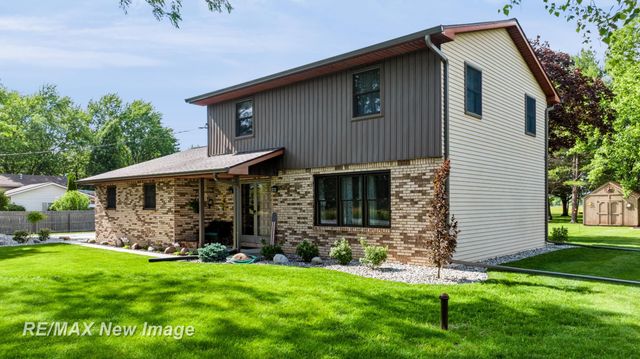6180 W Freeland Road, Freeland, MI 48623