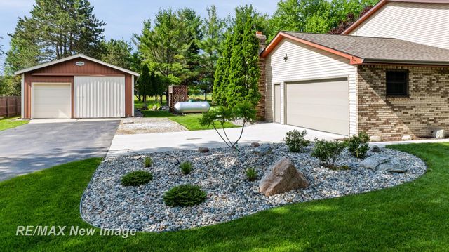6180 W Freeland Road, Freeland, MI 48623