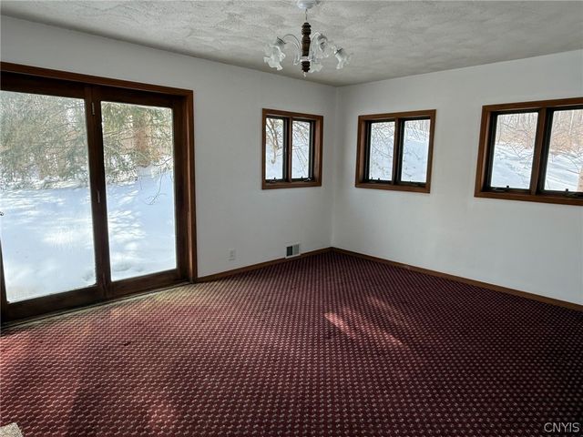 6892 Stanwix Avenue, Rome, NY 13440