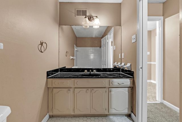 5249 KIMBARK WOODS DR, Memphis, TN 38134