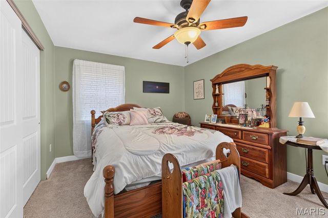 225 South Street, Troy, IL 62294