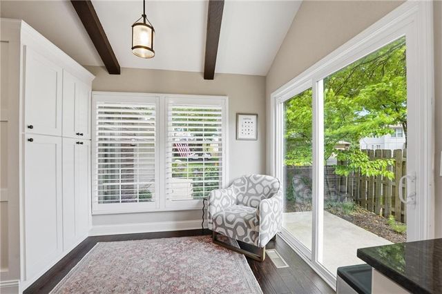 12856 Cambridge Terrace, Leawood, KS 66209